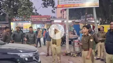 उतरौला: उतरौला के श्यामा प्रसाद मुखर्जी चौराहे पर प्रभारी निरीक्षक अवधेश राज सिंह ने चलाया चेकिंग अभियान