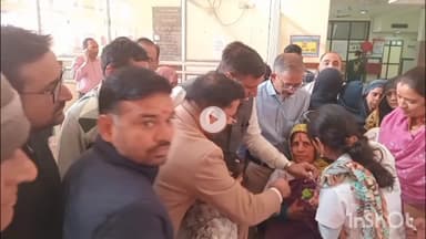 चूरू: चूरू में राष्ट्रीय पल्स पोलियो अभियान शुरू, विधायक हरलाल सहारण ने पोलियो की खुराक पिलाई