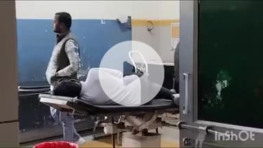 बांदा: शहर के छोटे बाईपास के पास पैदल जा रहे युवक को बाइक सवार ने मारी टक्कर, युवक गंभीर रूप से घायल