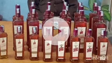 भभुआ: भभुआ शहर से पुलिस ने 15.750 लीटर अंग्रेजी शराब के साथ एक नाबालिक लड़के को किया गिरफ्तार