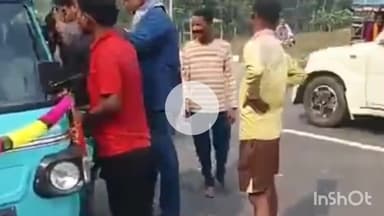 सुपौल: परसरमा बलहा मार्ग पर पिकअप पलटने से जख्मी व्यक्ति अस्पताल में भर्ती