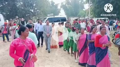 घाघरा: घाघरा प्रखंड की 4 पंचायतों में 'आपकी योजना, आपकी सरकार, आपके द्वार' कार्यक्रम आयोजित, डीडीसी हुए शामिल