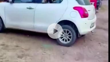 डेहर: हराबाग में शरारती तत्वों ने सड़क किनारे पार्क की गई गाड़ी के शीशे तोड़े, क्षेत्र में दहशत का माहौल, वीडियो वायरल