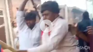 हरदोई: सिहौना गांव में रास्ते के निकास को लेकर दो पक्षों में मारपीट का मामला, लाइव वीडियो हुआ वायरल