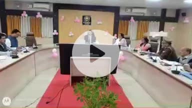 बलरामपुर: कलेक्ट्रेट में डीएम की अध्यक्षता में जिला सड़क सुरक्षा समिति की बैठक हुई, नए ब्लैक स्पॉट चिन्हित करने के दिए गए निर्देश