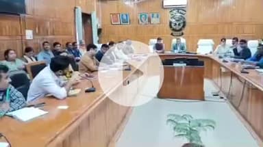 बहराइच: कलेक्ट्रेट सभागार में एसआईआर को लेकर डीएम ने की बैठक, जिला स्तरीय अधिकारी बीएलओ व सुपरवाइजर के कार्यों की करेंगे निगरानी