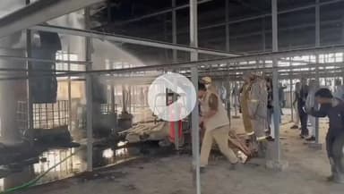 कानपुर: जाजमऊ में टेनरी में लगी भीषण आग, 2 लाख का चमड़ा जलकर हुआ नष्ट