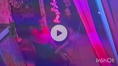 मैनपुरी: भरतवाल में ढोलक बजाने को लेकर दबंग पड़ोसियों ने पीड़ित परिवार के साथ की मारपीट, वीडियो हुआ वायरल