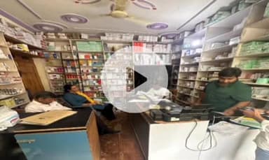 सुल्तानपुर: हिंदुस्तान मेडिकल एजेंसी ने जौनपुर से जुड़े नशा कारोबार के तहत 6 लाख की नशीली कैप्सूल और 34 हजार कफ सिरप बेचे