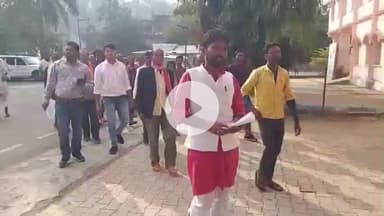 डिंडौरी: खारीडीह गांव में बीएसएनएल टावर बंद, ग्रामीणों ने जनपद सदस्य के साथ कलेक्टर कार्यालय में ज्ञापन सौंपा