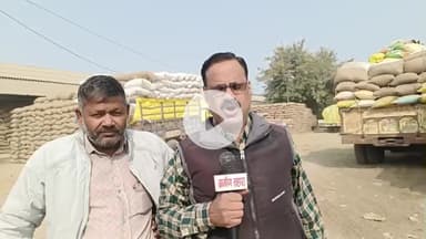 हरदोई: नवीन गल्ला मंडी में स्थापित सरकारी धान क्रय केंद्रों पर किसानों के धान की तौल नहीं हो पा रही, किसान परेशान