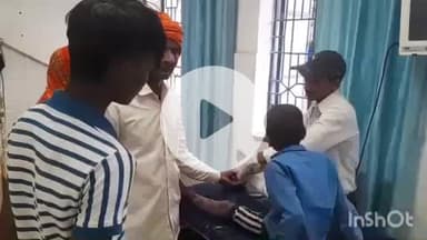 भभुआ: मोकरी गांव के पास सड़क पार कर रहा एक बालक को बाइक ने मारी टक्कर, घायल