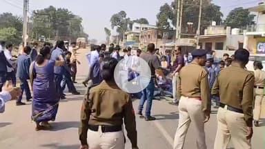 कोंडागांव: महात्मा गांधी वार्ड में खेल मैदान को लेकर छात्र हुए उग्र, कोंडागांव कलेक्ट्रेट का किया घेराव और सड़क पर चक्का जाम