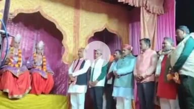 उतरौला: उतरौला तहसील अंतर्गत सादुल्लाह नगर में राम विवाह महा उत्सव में फुलवारी की मनमोहक कथा का हुआ मंचन, दर्शक हुए भाव विभोर