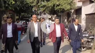 मुज़फ्फरनगर: SIR अभियान में तेज़ी, सहारनपुर मंडल कमिश्नर ने कलेक्ट्रेट का किया निरीक्षण, उत्कृष्ट BLO को किया गया सम्मानित