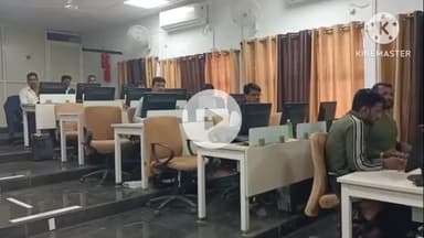 आगर: SIR प्रक्रिया में तेज़ी! आगर मालवा जिले में नेटवर्क समस्या के बीच निर्वाचन कार्यालय का बड़ा फ़ैसला