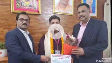 मिर्ज़ापुर: गणना प्रपत्रों के डिजिटाईजेशन का कार्य पूर्ण निष्ठा से करते हुए उत्कृष्ट कार्य करने वाले 2 बीएलओ को किया गया सम्मानित