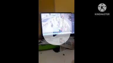 खुरई: शादी का कार्ड देने के बहाने आए युवक ने ऋषभ कुमार वार्ड में सास-बहू से ₹3 लाख के जेवर लूटे, स्कूटी सवार CCTV में दिखा