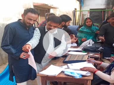 सुल्तानपुर: सुल्तानपुर में आज परिषदीय स्कूल खुले रहेंगे, बीएसए ने निर्वाचक नामावली पुनरीक्षण के लिए स्टाफ की उपस्थिति अनिवार्य की