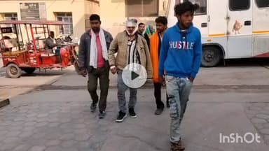 बांदा: क्योटरा चौराहे के पास कुत्ते को बचाने के चलते बाइक अनियंत्रित होकर ट्रांसफार्मर की फेंसिंग से टकराई, बाइक सवार घायल