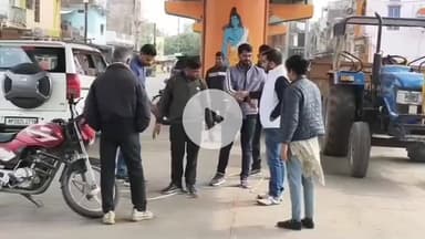 बीना: खुरई रोड कृषि उपज मंडी के पास सब्जी व फल विक्रेताओं को शिफ्ट करने की तैयारी, सीएमओ व इंजीनियर ने किया निरीक्षण