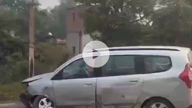 मिर्ज़ापुर: जिगना थाना क्षेत्र के यादवपुर के पास फोर व्हीलर गाड़ी के ड्राइवर को आई छपकी, गाड़ी का हुआ एक्सीडेंट, सभी लोग घायल