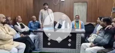 फतेहपुर: ज्वालागंज कांग्रेस कार्यालय में कांग्रेसियों ने की बैठक, तानाशाह सरकार के सिस्टम से आहत कर्मी अब आत्महत्या के लिए मजबूर