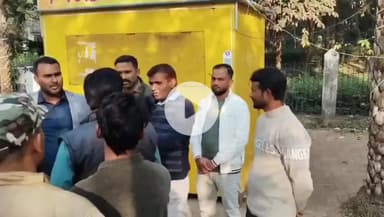 हज़ारीबाग: सारले पार्क के बाहर नगर निगम की बड़ी कार्रवाई, 20 से अधिक गुमटियां हटाई गईं, पार्क संचालक पर भी होगी कार्रवाई