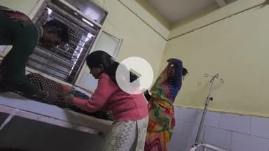 नरवर: खेलते-खेलते अचानक बेहोश हुआ बालक, परिजन नरवर स्वास्थ्य केंद्र लेकर पहुंचे, उपचार जारी