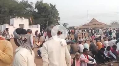 नरवर: प्राचीन चुरवारे सरकार पर 51 कुंडिया श्रीराम महायज्ञ व रामकथा का समापन, हजारों लोगों ने पाई प्रसादी