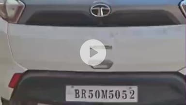 सुपौल: सुपौल पुलिस ने एक कार से 1200 बोतल प्रतिबंधित कफ सिरप बरामद की