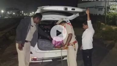 గంభీరావుపేట: దేశాయిపేటలో పోలీసులు విస్తృత తనిఖీలు అనుమానం ఉన్న ప్రతి వెహికల్ సోదా