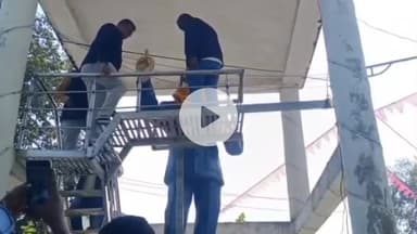 कांके: पुराना झारखंड हाईकोर्ट के पास बाबा भीमराव अंबेडकर की प्रतिमा पर बीजेपी नेताओं ने किया माल्यार्पण