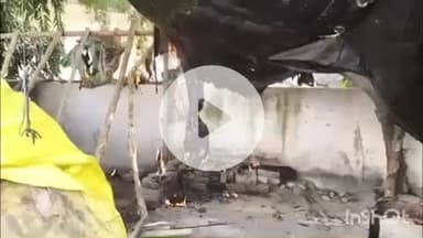 भभुआ: भभुआ स्टेडियम गेट के बगल में अतिक्रमण हटाने के बाद दुकान के छज्जे में लगी आग