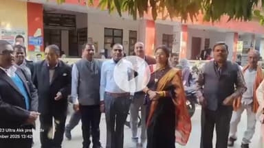 उतरौला: उत्तर प्रदेश बार काउंसलिंग चुनाव की तिथियां घोषित होते ही उतरौला तहसील में अधिवक्ता श्रद्धा शुक्ला ने अधिवक्ताओं से की मुलाकात