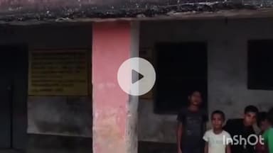 जमुई: कोदवरिया विद्यालय में मिड-डे मील में मिले कीड़े, वीडियो सोशल मीडिया पर हुआ वायरल