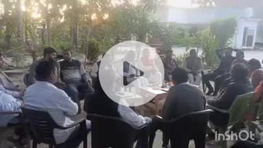 नानपारा: नानपारा विधायक ने चौपाल आयोजित कर SIR फॉर्म की मॉनिटरिंग की, फार्म भरने की आम जनमानस से अपील की