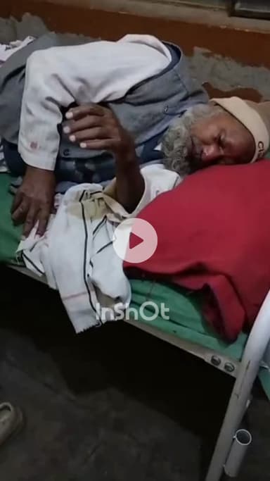 सफीपुर: सफीपुर में साइकिल सवार वृद्ध को बाइक ने मारी टक्कर, लखनऊ-बांगरमऊ मार्ग पर हुआ हादसा, गंभीर हालत में जिला अस्पताल रेफर