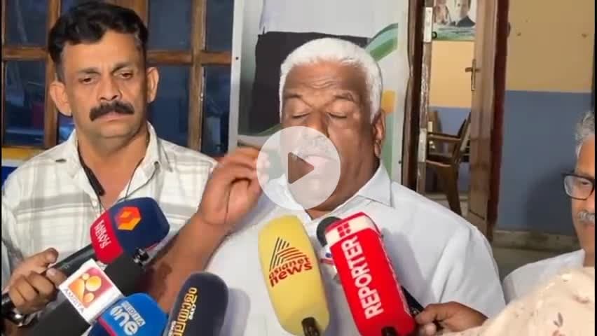 വെെത്തിരി: കുറുക്ക് വഴിയിലൂടെ അധികാരം പിടിക്കാനാണ് സിപിഎം ശ്രമിക്കുന്നതെന്ന് കെപിസിസി അംഗം പി പി ആലി വയനാട് ഡിസിസി ഓഫീസിൽ പറഞ്ഞു