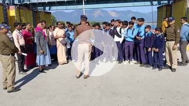 पूर्णागिरि: AHTU पुलिस टीम ने नेपाल सीमा से लगे ब्रह्मदेव क्षेत्र में जागरूकता अभियान चलाया