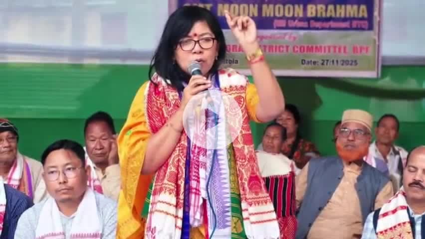 কোকৰাঝাৰ ভাগ: পৰ্বতঝোৰাত পৰ্বতঝোৰা বিটিচি পৰিষদ সমষ্টিৰ অধীন ৰ TCLCC আৰু VCDCৰ অধ্যক্ষ নিযুক্তি পত্ৰ বিতৰণ ই এম মুনমুন ব্রহ্মৰ
