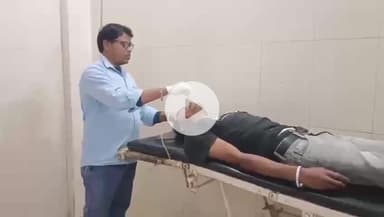 टीकमगढ़: पठा गांव में जहरीला पदार्थ खाने से व्यक्ति की हालत गंभीर, जिला अस्पताल में भर्ती