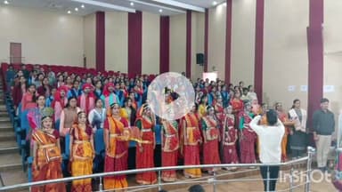 मुंगेर: प्रेक्षा गृह में ज़िला स्तरीय युवा उत्सव का भव्य आयोजन, डीएम द्वारा उद्घाटन