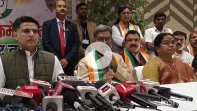 जगदलपुर: विधानसभा में नेता प्रतिपक्ष चरणदास महंत ने SIR पर उठाए सवाल, कहा- 3 बार विधायक चुनाव लड़ने वाले प्रत्याशी का नाम नहीं