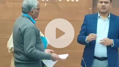 मंडलायुक्त ने जनसुनवाई की, मंडल के जनपदों से आए फरियादियों की समस्याओं को सुना