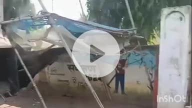 भभुआ: भभुआ शहर में नगर प्रशासन ने अतिक्रमणकारियों पर चलाया बुलडोजर