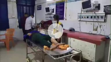 जमुई: कुंदर पुल के पास मोड़ पर तेज रफ्तार ई-रिक्शा पलटने से एक ही परिवार के तीन लोग घायल, सदर अस्पताल में भर्ती