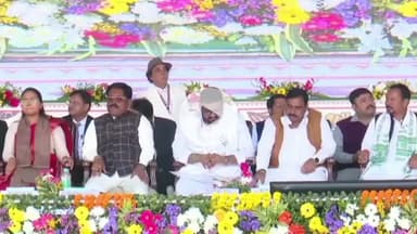 कांके: सरकार की पहली वर्षगांठ पर मोराहबादी मैदान में सीएम ने 8797 चयनित अभ्यर्थियों को नियुक्ति पत्र दिया