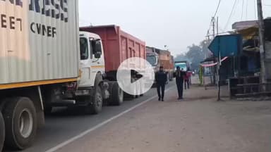 हमीरपुर: सुमेरपुर में रूट डायवर्जन के कारण सुबह तक हाईवे में लगा रहा जाम