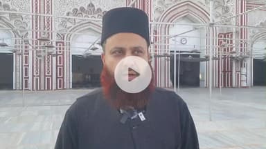 रामपुर: शुक्रवार को जामा मस्जिद के इमाम मौलवी फैजान खान ने SIR और वक्फ संपत्ति के रजिस्ट्रेशन के लिए समय बढ़ाने की मांग की